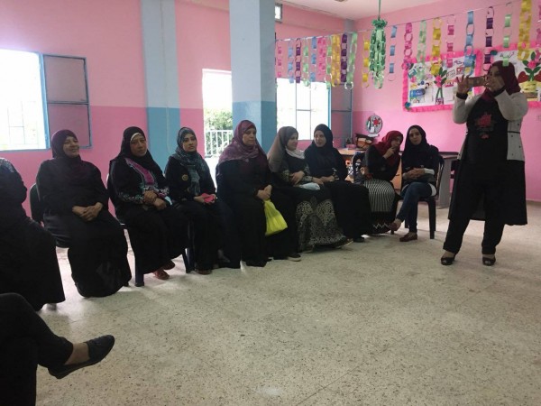 الاتحاد العام للمرأة الفلسطينية يقيم ندوة سياسية بمئوية وعد بلفور