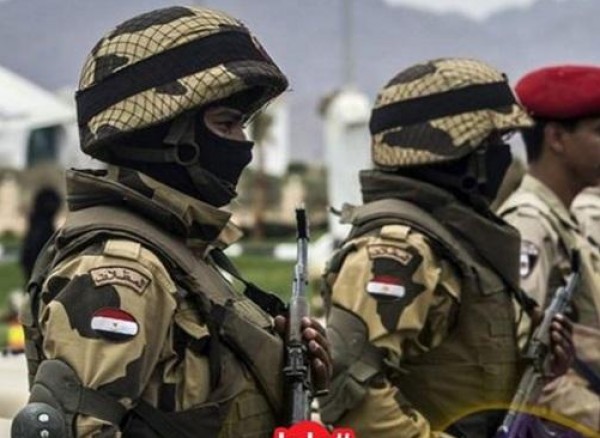 الجيش المصري يقضي على مسلحين شاركوا في هجوم الواحات