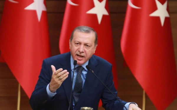 أردوغان: سندمر معسكرات (الإرهاب) بسوريا والعراق