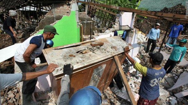 زلزال بقوة 5.5 درجات يضرب جنوب إندونيسيا