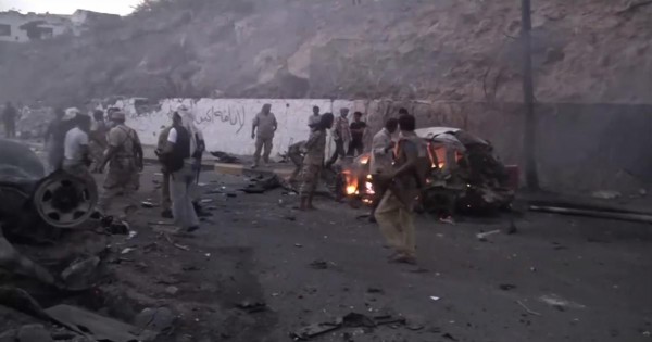 قتلى ومصابون في انفجار سيارة مفخخة باليمن