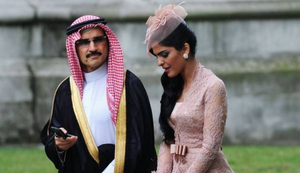 الوليد بن طلال يبدأ ببيع فنادقه فى بيروت