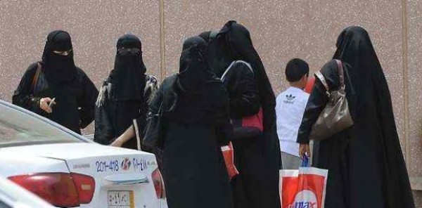 لأول مرة.. العدل السعودية تسمح بتوظيف النساء