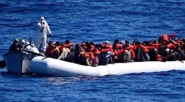 اختفاء قارب يحمل أكثر من أربعين لاجئا قرب السواحل اليونانية