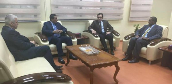 بسيسو يبحث مع وزير الخارجية السوداني سبل تعزيز العلاقات الثنائية