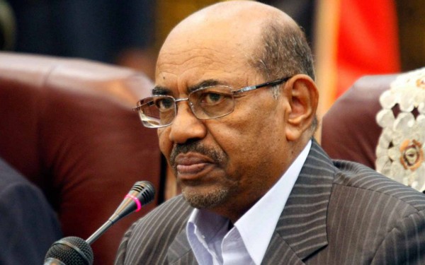 البشير: الخطة الأمريكية تهدف لتقسيم السودان إلى 5 دول