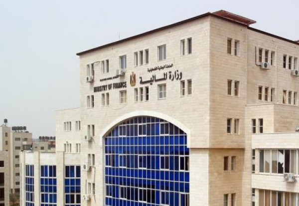 "لا لك ولا عليك".. المالية تفتح سجلات جديدة لشركات غزة