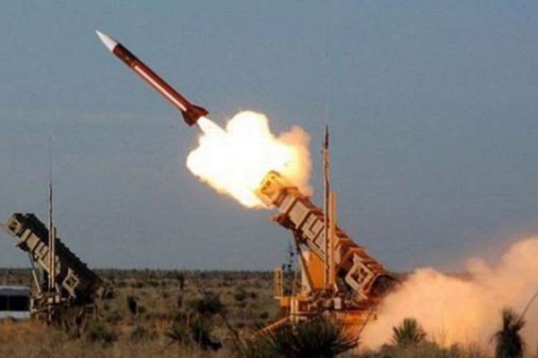 أطلقه الحوثيون.. القوات السعودية تعترض صاروخاً باليستياً