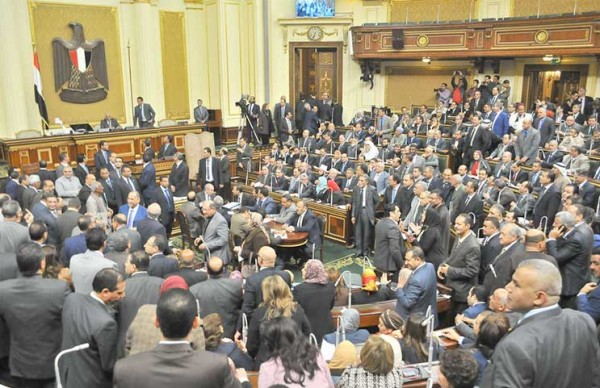 البرلمان المصري يطالب ترامب بالتراجع عن قراره حول القدس