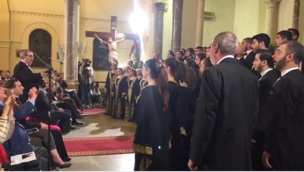 فيديو: أسماء الله الحسنى تصدح من داخل كنيسة في لبنان