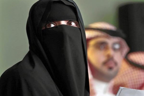 بعد 15 عاماً .. سعودية تكتشف حقيقة زوجها الصادمة