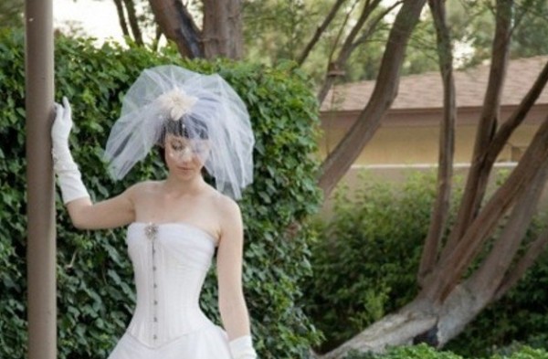 فيديو: أنواع طرح الزفاف الأنسب لكل فستان