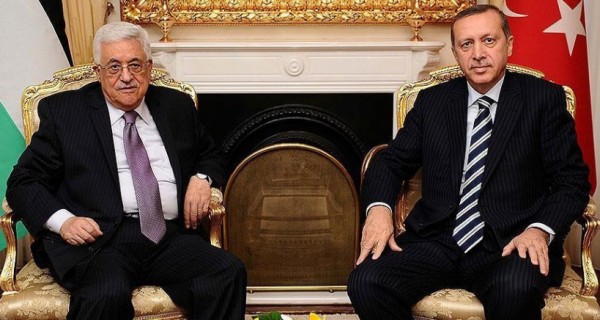 الرئيسان عباس وأردوغان يبحثان تنسيق المواقف بشأن القدس