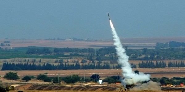الاعلام العبري يزعم: اطلاق صاروخ من غزة انفجر في موقع الاطلاق
