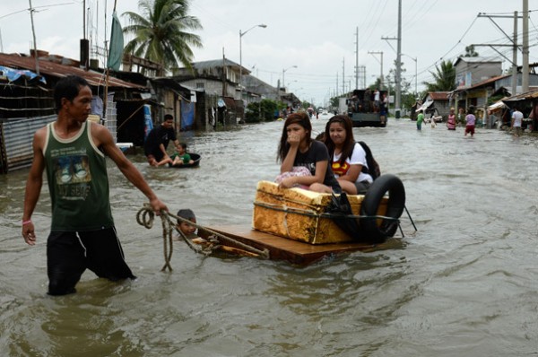 مصرع 27 شخصاً وفقدان آخرين في فيضانات عارمة بالفلبين