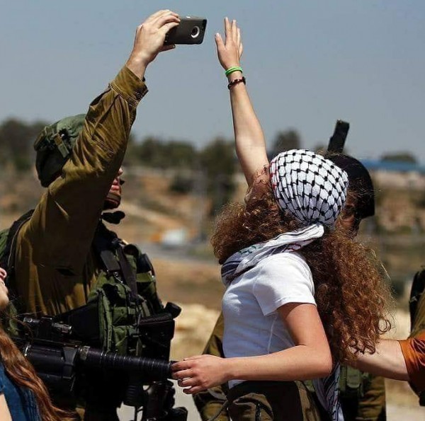 فيديو: عهد التميمي ثائرة تعودت على مقارعة الاحتلال الإسرائيلي