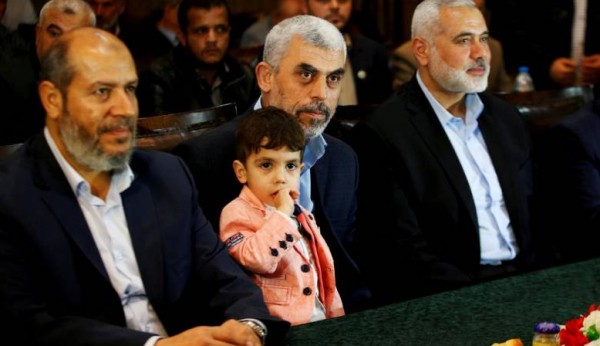 السنوار: حماس لن تعود إلى حكم غزة مجددًا