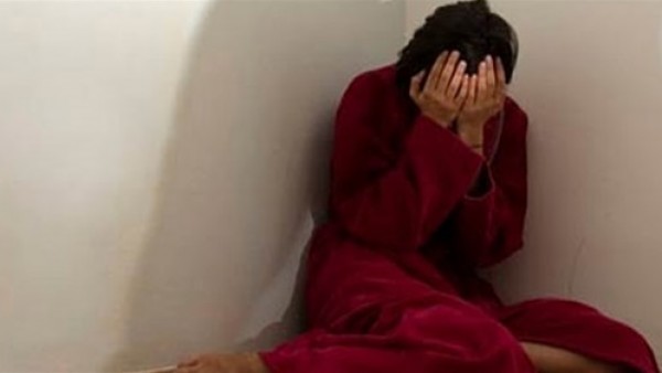 الإمارات: بعد 14 سنة زواج ..اكتشف أن"أم العيال"تخونه مقابل المال