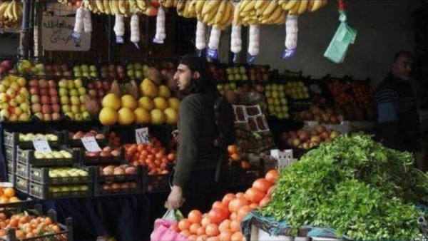 أصحاب محلات بمخيّم اليرموك يشتكون من احتيال عناصر "تنظيم الدولة"
