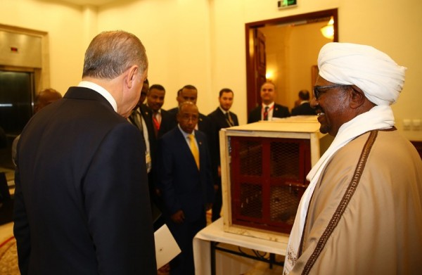 السودان حول التقارب مع تركيا: "ليمت بغيظه من يمت"