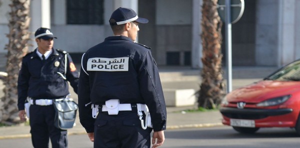 المغرب: أغراهن بهدايا من وطنه.. لحظة ضبط أوروبياً متلبسًا باغتصاب طفلتين