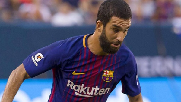 رسميا.. توران يغادر برشلونة على سبيل الإعارة