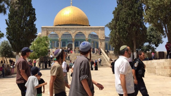 مفتي القدس: اقتحام المسجد الاقصى تحت"اقتحام طوارئ"يمثل عدوانا بحماية حكومة
