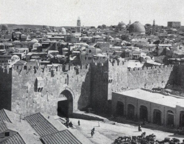 عام 1947.. الفلسطينيون واليهود يرفضون مقترح الدولتين