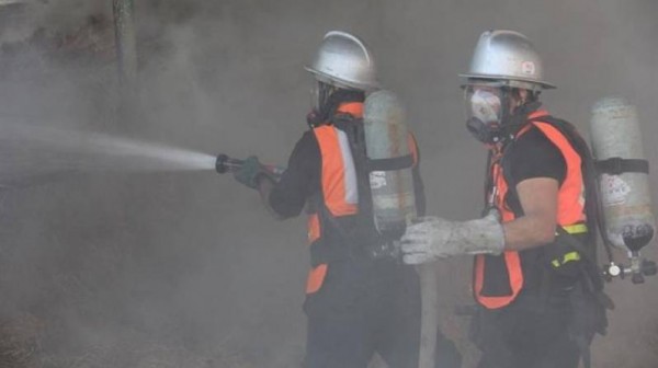 الدفاع المدني يتعامل مع 10 حوادث حريق وإنقاذ أمس