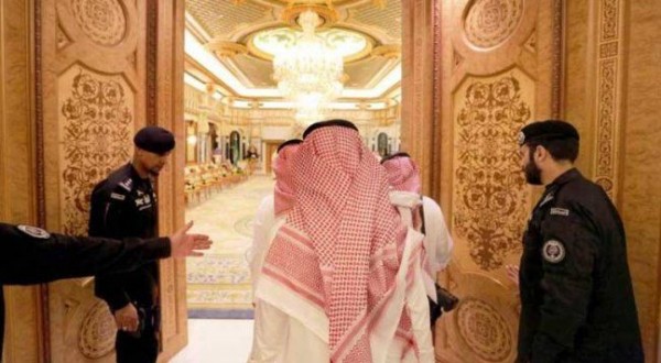 تفاصيل جديدة عن اعتقال "أمراء الريتز"