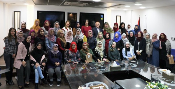 وزارة الاتصالات وتكنولوجيا المعلومات تحتفي بموظفاتها