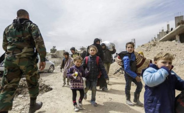 إجلاء أكثر من خمسة آلاف مدني عن الغوطة الشرقية