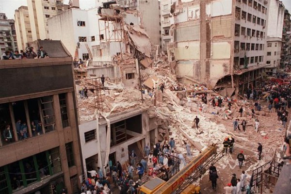 26 عاماً على تفجير السفارة الإسرائيلية في الأرجنتين