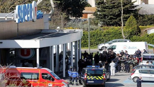 السلطات الفرنسية تعتقل امرأة على علاقة بمنفذ عملية احتجاز الرهائن