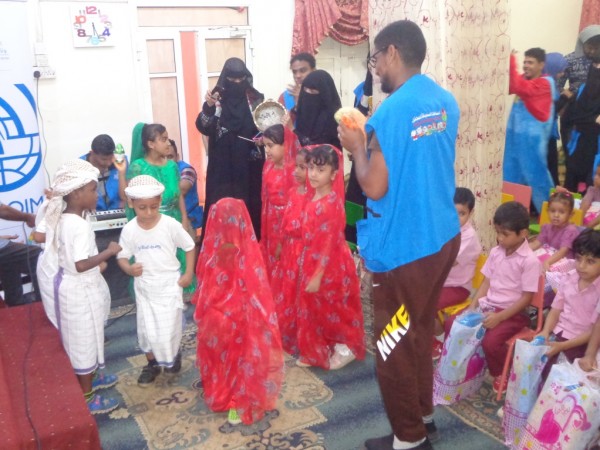 منظمة "سواسية" تشارك الأطفال في الاحتفاء باليوم العالمي لليتيم