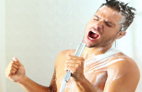 فيديو: أيهما افضل للصحة الاستحمام بالماء الدافئ أم البارد؟