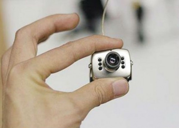كاميرات التجسس المستقبلية تكشف مشاعرك وأفكارك في لحظات