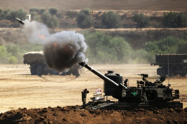 قصف مدفعي إسرائيلي لنقطة رصد وسط قطاع غزة