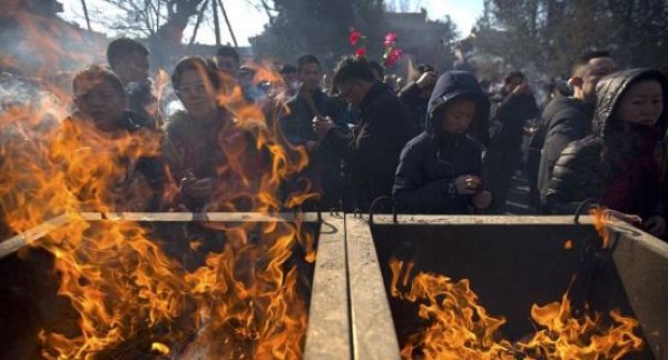 مقتل 18 صينيًا في حريق صالة موسيقية