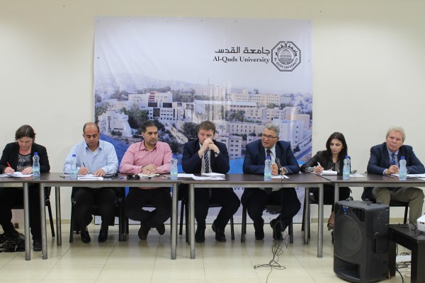 وزارة التربية والتعليم العالي تشيد ببرنامج الدراسات الثنائية في جامعة القدس