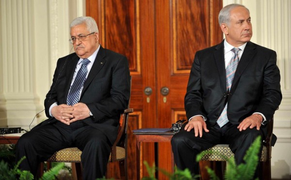 نتنياهو يهاجم الرئيس عباس: "جاهلٌ ووقح"