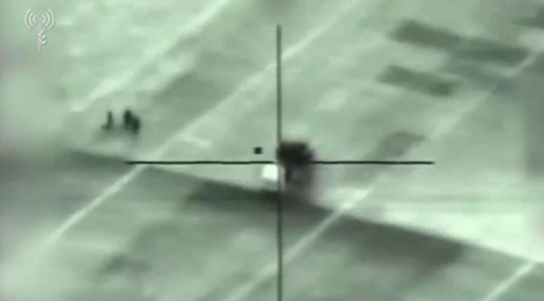 شاهد لحظة قصف الطائرات الاسرائيلية بطارية دفاع جوي في سوريا