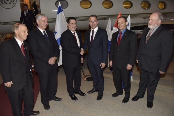 رئيس باراغواي يصل إسرائيل تمهيدا لافتتاح سفارة بلاده بالقدس