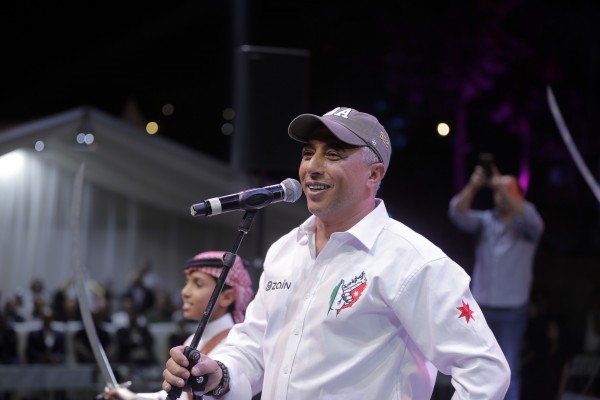 عمر العبداللات يحتفي بـ"عيد الإستقلال" للأردن بحفل وطني جماهيري