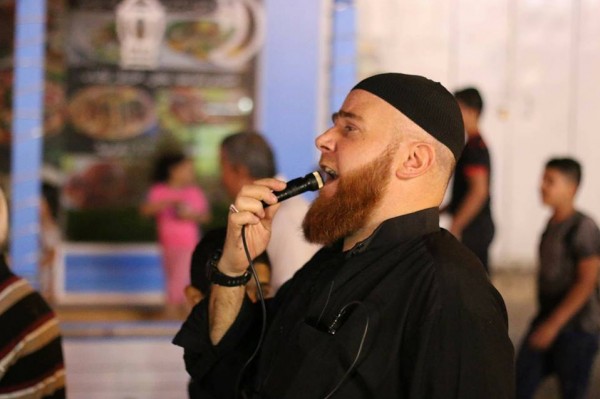 سوق "القدس" تستضيف فرقة "أحباب المصطفى" في مسيرة "في حب النبي"