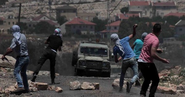 صور: إصابات جراء قمع الاحتلال مسيرة كفر قدوم السلمية