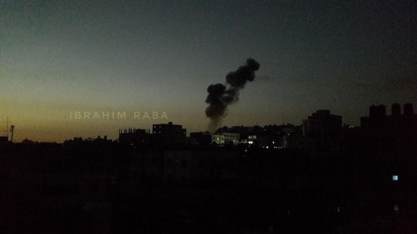 فيديو: غارات إسرائيلية عنيفة على عدة مواقع في قطاع غزة والمقاومة ترد