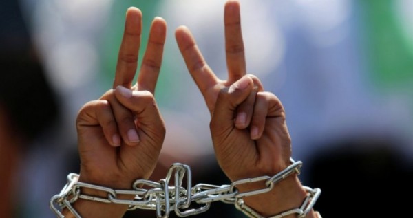 الإفراج عن الأسير علاء الدين درعاوي بعد اعتقال دام (12) عاماً