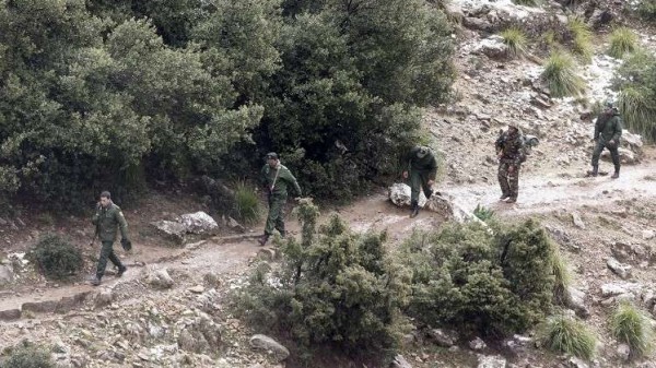 سبعة مسلحين يسلمون أنفسهم للسلطات في الجزائر
