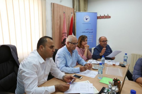 محافظ نابلس يترأس اجتماع سكرتاريا لجنة العلاقات العامة لمؤسسات المحافظة